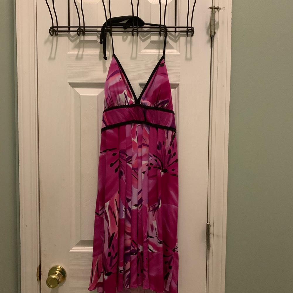 B❤️u❤️n❤️d❤️l❤️e🔥🔥3 size large dresses